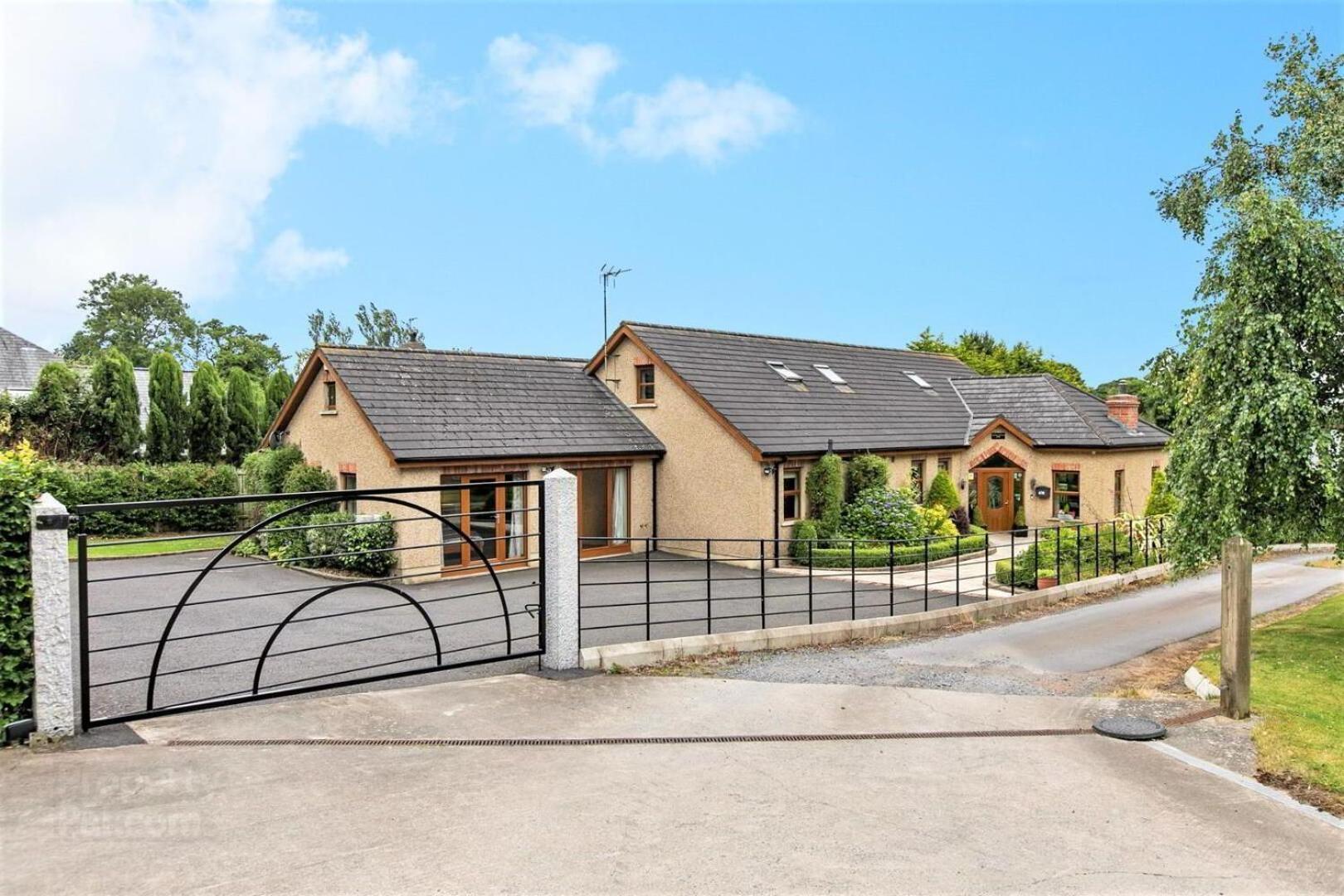 Dunhill Cottage B&B Hillsborough Esterno foto