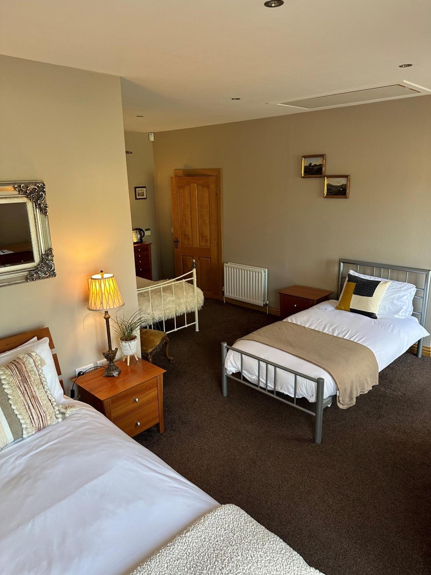 Dunhill Cottage B&B Hillsborough Esterno foto